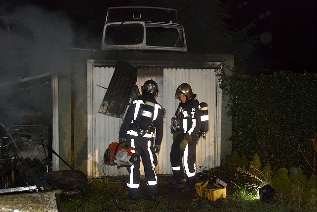 2010/83/20100401 011 Binnenbrand overig Ringvaartdijk.jpg